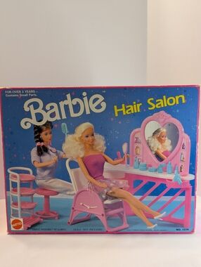 Vintage Barbie Doll Hair Salon Playset 1990 NOT COMPLETE
